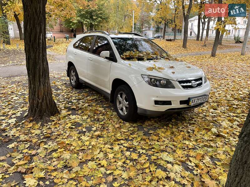 Внедорожник / Кроссовер BYD S6 2013 в Харькове фото 2 Внедорожник / Кроссовер BYD S6 2013 в Харькове