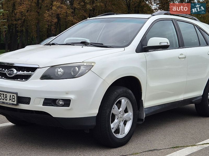 Внедорожник / Кроссовер BYD S6 2013 в Харькове