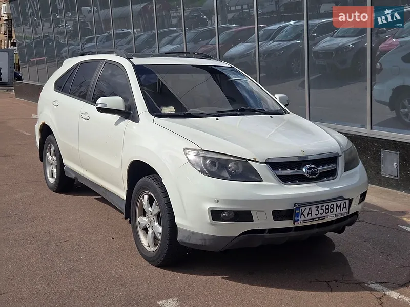 BYD S6 2012