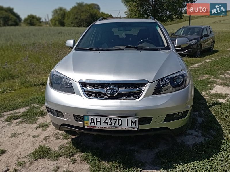BYD S6 2013