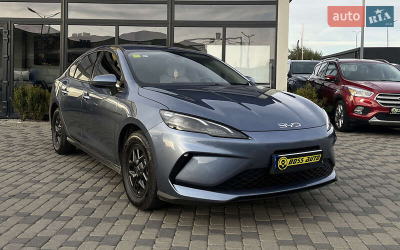 Внедорожник / Кроссовер BYD Sea Lion 05 2025 в  фото Внедорожник / Кроссовер BYD Sea Lion 05 2025 в