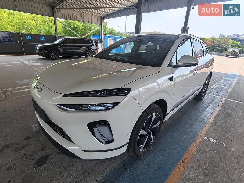 BYD Sea Lion 06