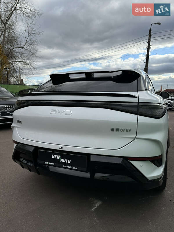 Внедорожник / Кроссовер BYD Sea Lion 07 2024 в Киеве