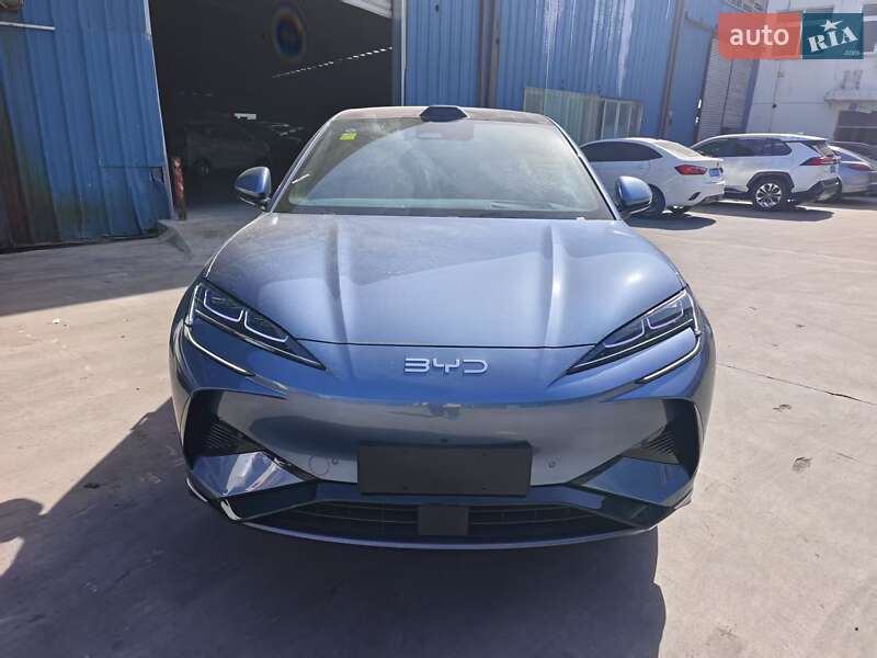 Позашляховик / Кросовер BYD Sea Lion 7 2025 в 