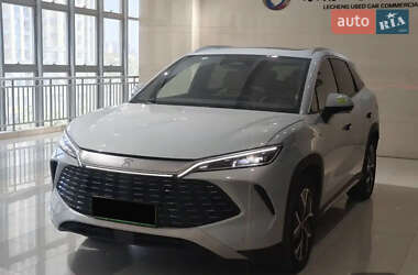 Позашляховик / Кросовер BYD Song L 2024 в 