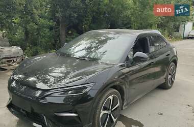 Позашляховик / Кросовер BYD Song L 2024 в Києві