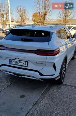 Внедорожник / Кроссовер BYD Song Plus 2023 в 