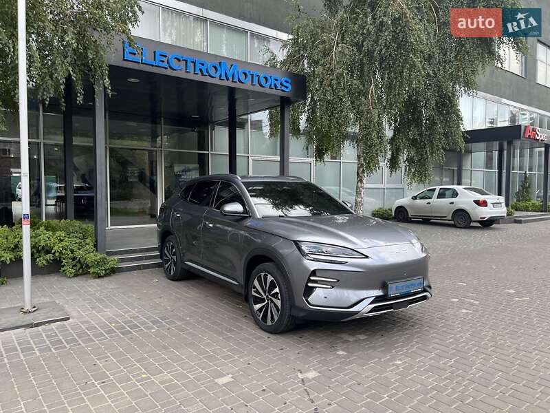 Позашляховик / Кросовер BYD Song Plus 2025 в 