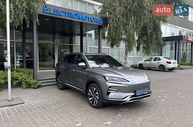 Позашляховик / Кросовер BYD Song Plus 2025 в 