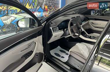 Позашляховик / Кросовер BYD Song Plus 2025 в 