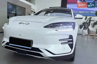 Внедорожник / Кроссовер BYD Song Plus 2025 в Киеве