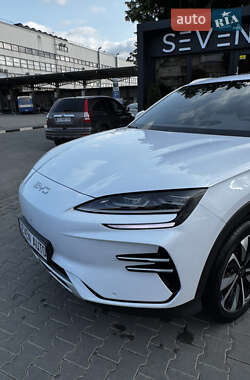 Внедорожник / Кроссовер BYD Song Plus 2024 в 