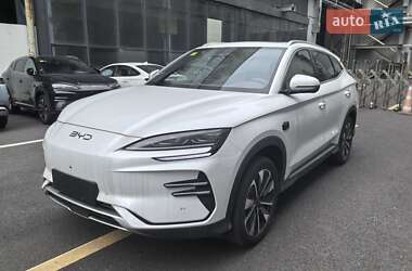 Позашляховик / Кросовер BYD Song Plus 2025 в 