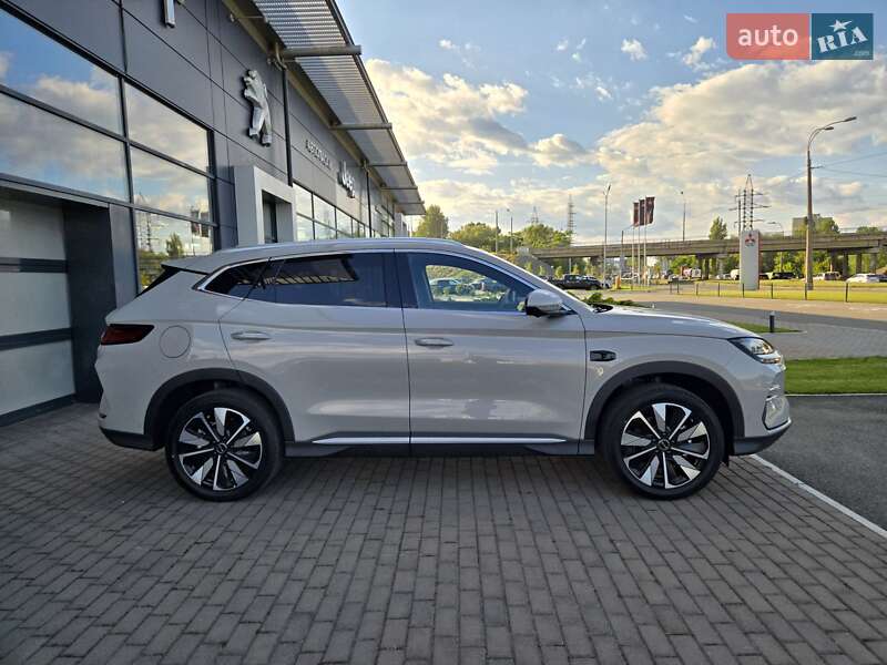 Внедорожник / Кроссовер BYD Song Plus 2025 в Киеве