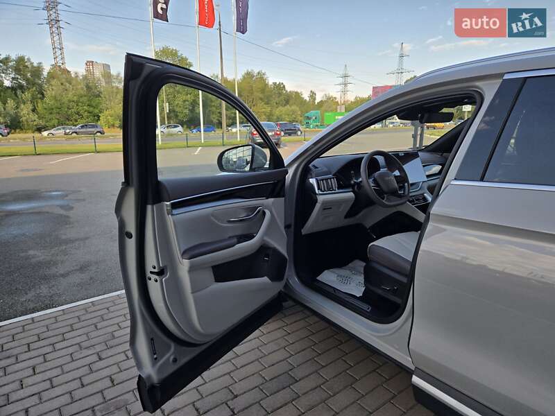 Внедорожник / Кроссовер BYD Song Plus 2025 в Киеве