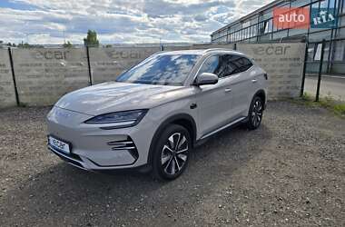 Позашляховик / Кросовер BYD Song Plus 2025 в 