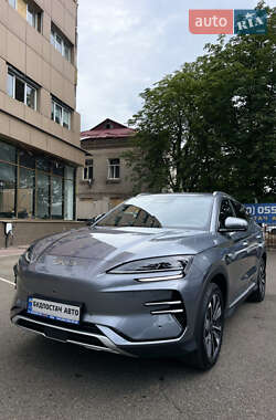 Внедорожник / Кроссовер BYD Song Plus 2025 в 