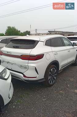 Внедорожник / Кроссовер BYD Song Plus 2025 в 