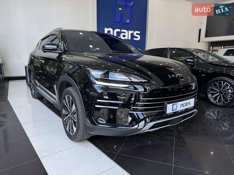 Позашляховик / Кросовер BYD Song Plus 2024 в 