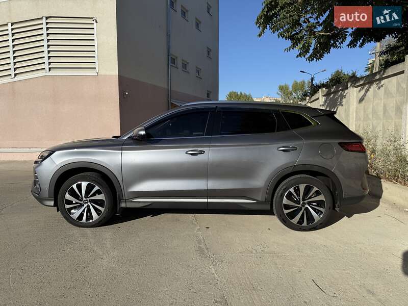 Позашляховик / Кросовер BYD Song Plus 2024 в Одесі