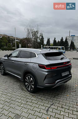Внедорожник / Кроссовер BYD Song Plus 2025 в 