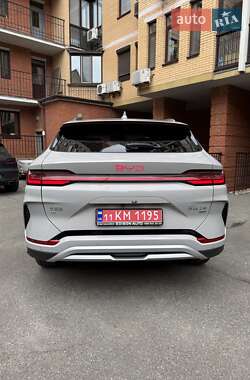 Внедорожник / Кроссовер BYD Song Plus 2025 в  фото 5 Внедорожник / Кроссовер BYD Song Plus 2025 в