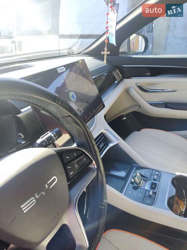 Внедорожник / Кроссовер BYD Song Plus 2024 в Львове фото 7 Внедорожник / Кроссовер BYD Song Plus 2024 в Львове