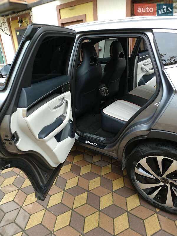 Внедорожник / Кроссовер BYD Song Plus 2023 в Петропавловской Борщаговке