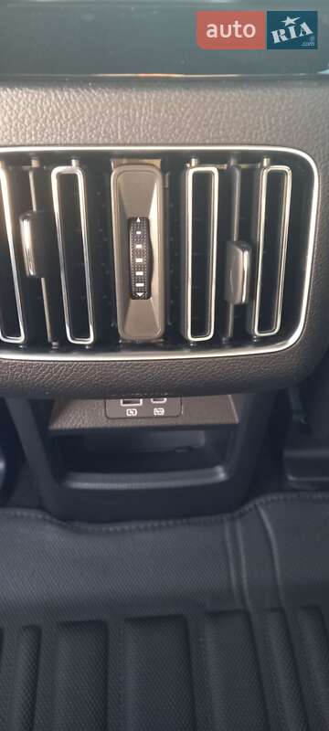 Внедорожник / Кроссовер BYD Song Plus 2025 в Днепре фото 14 Внедорожник / Кроссовер BYD Song Plus 2025 в Днепре