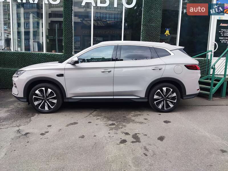 Внедорожник / Кроссовер BYD Song Plus 2025 в Киеве