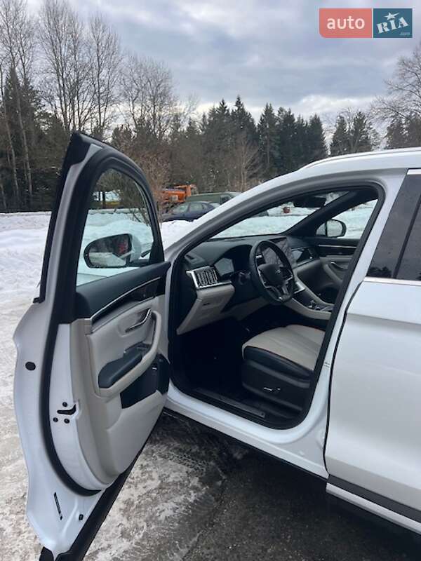 Внедорожник / Кроссовер BYD Song Plus 2023 в Киеве фото 5 Внедорожник / Кроссовер BYD Song Plus 2023 в Киеве