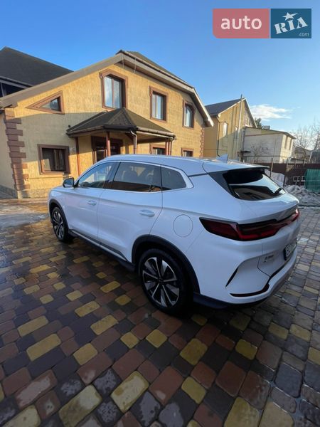 Внедорожник / Кроссовер BYD Song Plus 2024 в Киеве