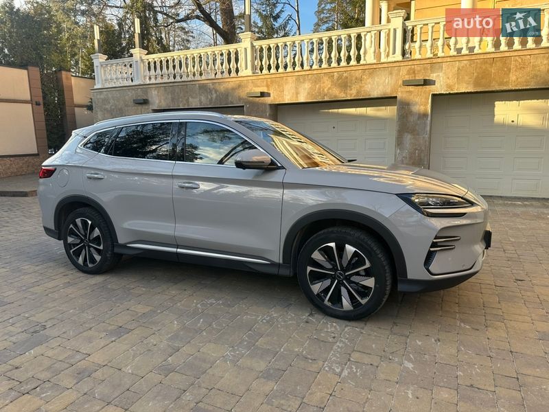 Позашляховик / Кросовер BYD Song Plus 2024 в Києві