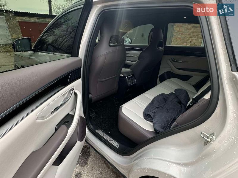 Внедорожник / Кроссовер BYD Song Plus 2025 в Кропивницком фото 8 Внедорожник / Кроссовер BYD Song Plus 2025 в Кропивницком