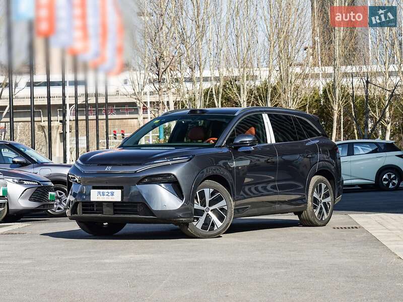 BYD Tang L 2025