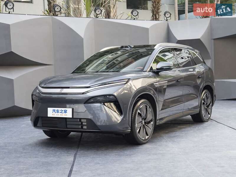Позашляховик / Кросовер BYD Tang L 2025 в 