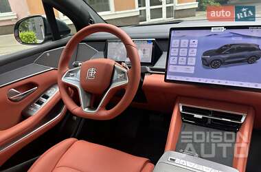 Позашляховик / Кросовер BYD Tang L 2025 в 