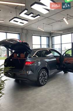 Позашляховик / Кросовер BYD Tang L 2025 в 