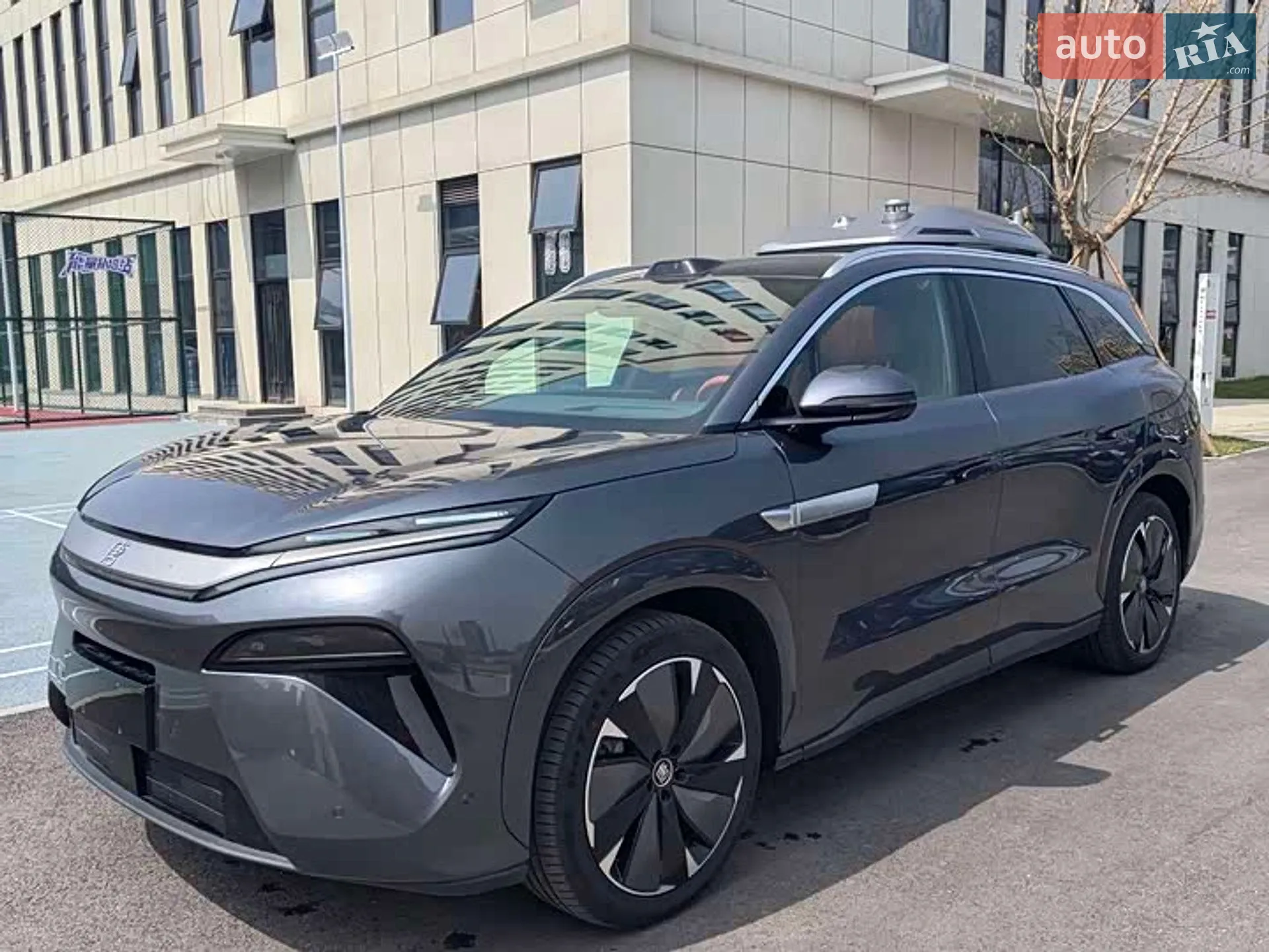 2025 BYD Tang - фото 1