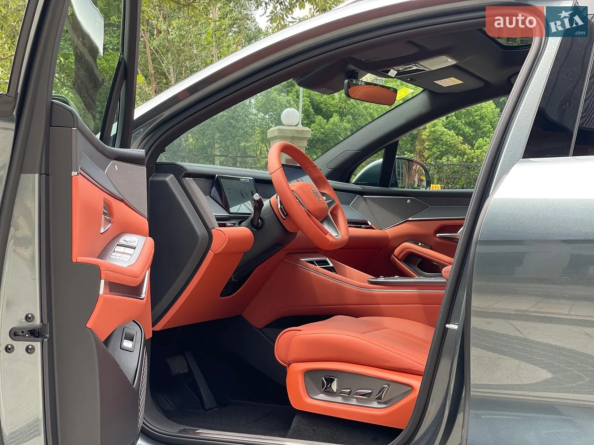 2025 BYD Tang - мініатюра 8