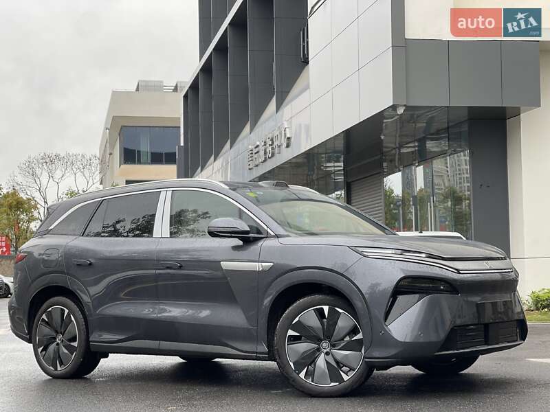 BYD Tang 2025