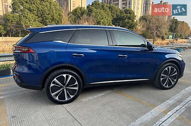 Внедорожник / Кроссовер BYD Tang 2022 в 