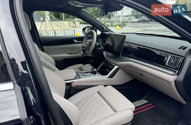 Позашляховик / Кросовер BYD Tang 2024 в 