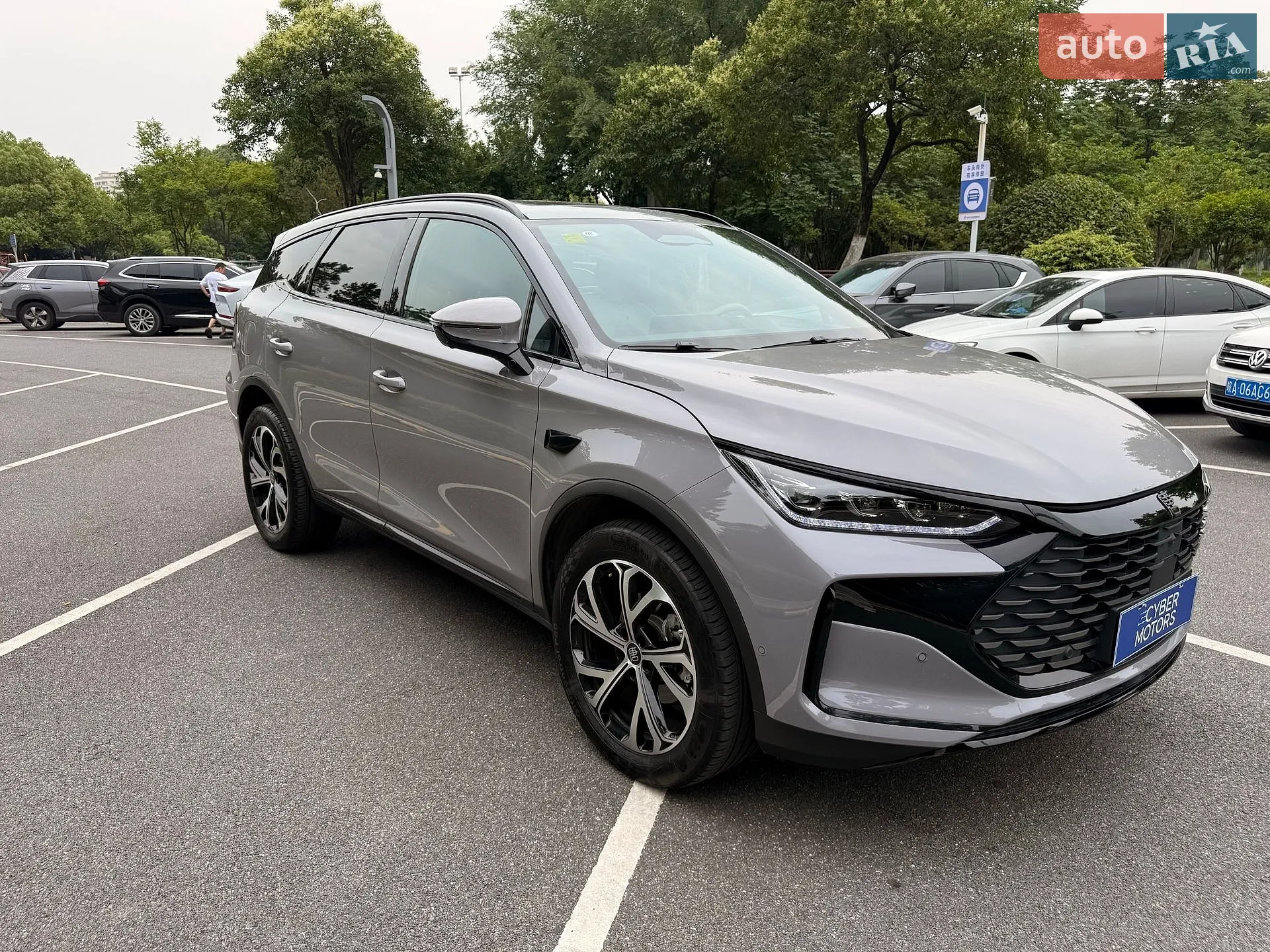 BYD Tang 2025