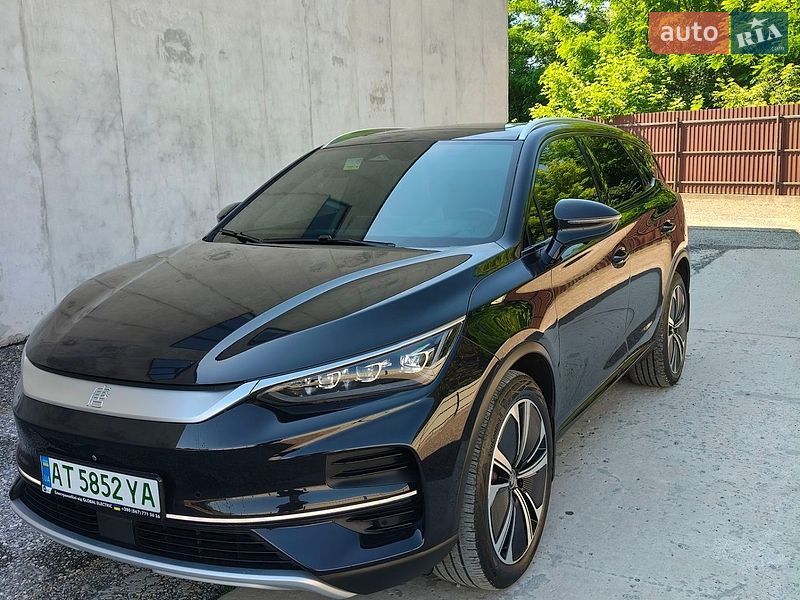 BYD Tang, photos from the listing