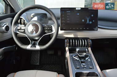 Позашляховик / Кросовер BYD Yuan Plus 2024 в 