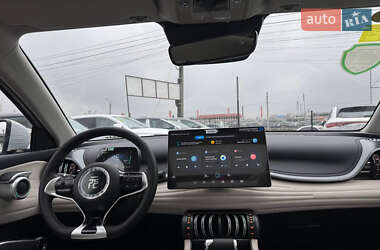Позашляховик / Кросовер BYD Yuan Plus 2024 в 