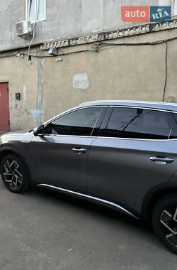 Внедорожник / Кроссовер BYD Yuan Plus 2022 в 