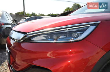 Позашляховик / Кросовер BYD Yuan Plus 2023 в 
