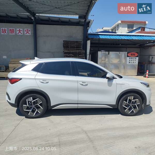 Внедорожник / Кроссовер BYD Yuan Plus 2024 в Киеве